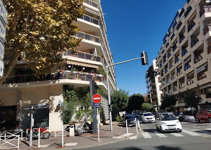 Juan-les-pins Center Sylvaplana